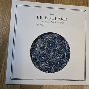 NWT Sezane Floral Scarf